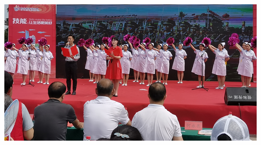 我校参加市职业教育活动周活动 我校参加市职业教育活动周活动
