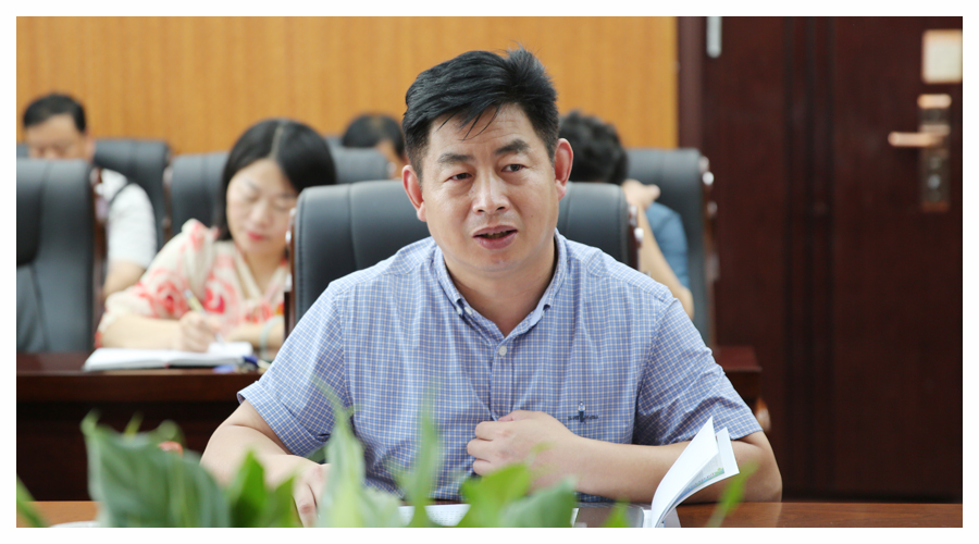 省纪委监委驻省工信厅纪委监察组朱永飞组长一行莅临我校调研指导工作 省纪委监委驻省工信厅纪委监察组朱永飞组长一行莅临我校调研指导工作