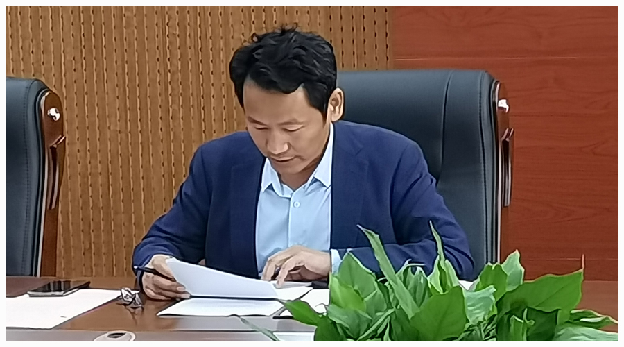 以师带徒 薪火相传 以师带徒 薪火相传