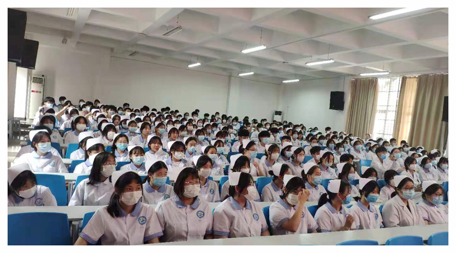 市疾控中心专家来我校作艾滋病防治知识专题讲座 市疾控中心专家来我校作艾滋病防治知识专题讲座