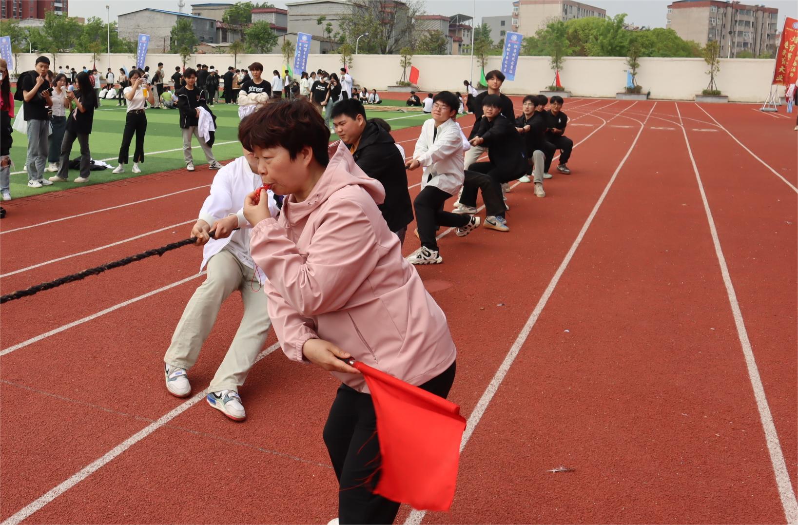 河南省医药卫生学校第十一届田径运动会圆满闭幕 河南省医药卫生学校第十一届田径运动会圆满闭幕