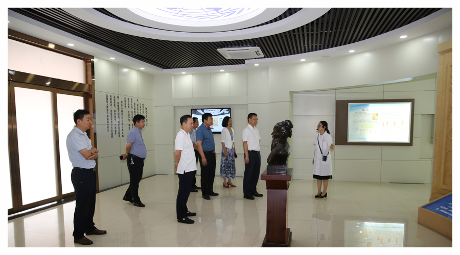 省纪委监委驻省工信厅纪委监察组朱永飞组长一行莅临我校调研指导工作 省纪委监委驻省工信厅纪委监察组朱永飞组长一行莅临我校调研指导工作