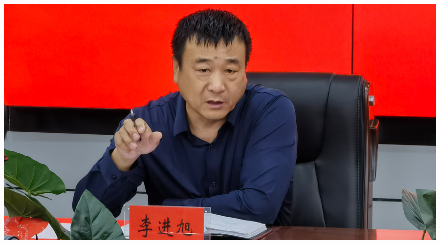 我校召开九月份工作例会 我校召开九月份工作例会