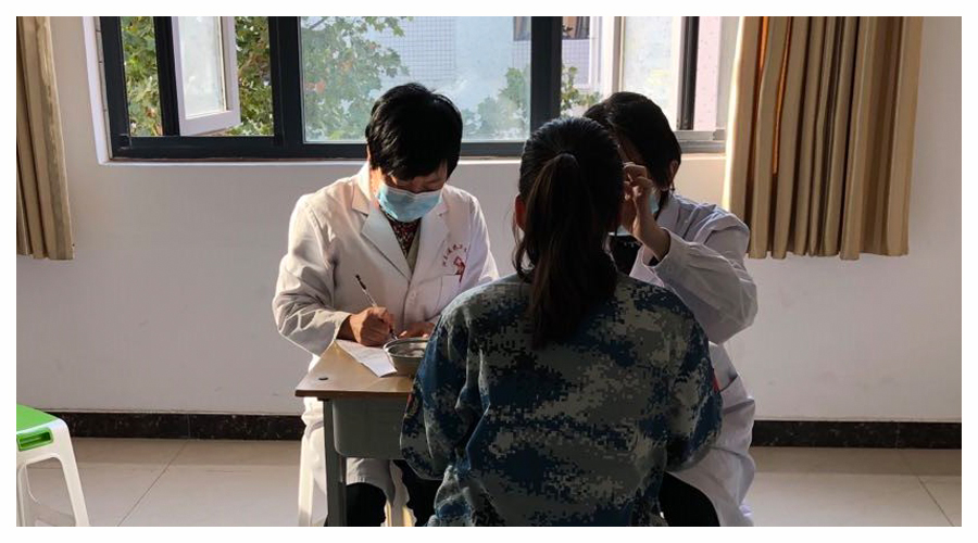 我校对2021级新生进行体检 我校对2021级新生进行体检