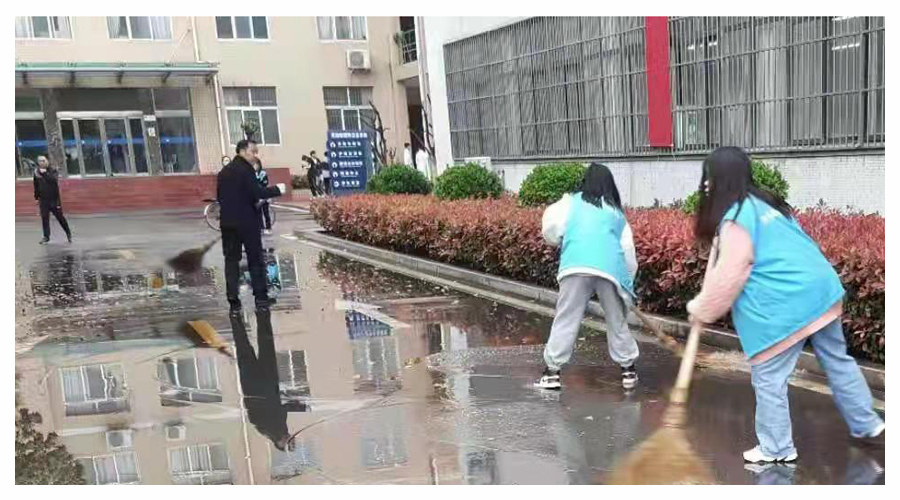 崇尚劳动 美化校园 崇尚劳动 美化校园