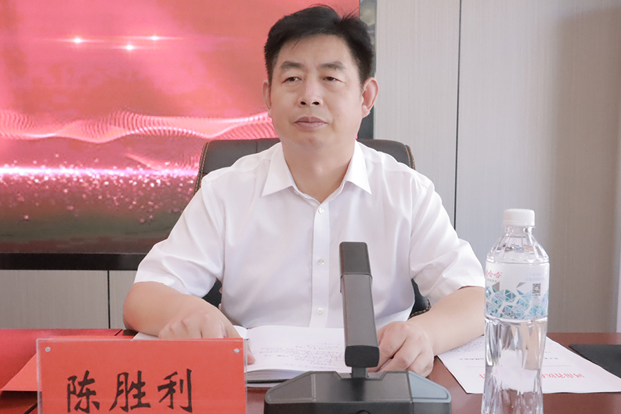 我校组织召开班主任工作经验交流会 我校组织召开班主任工作经验交流会