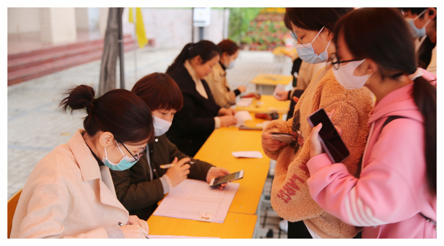 记河南省医药卫生学校2021级新生入学报到 记河南省医药卫生学校2021级新生入学报到